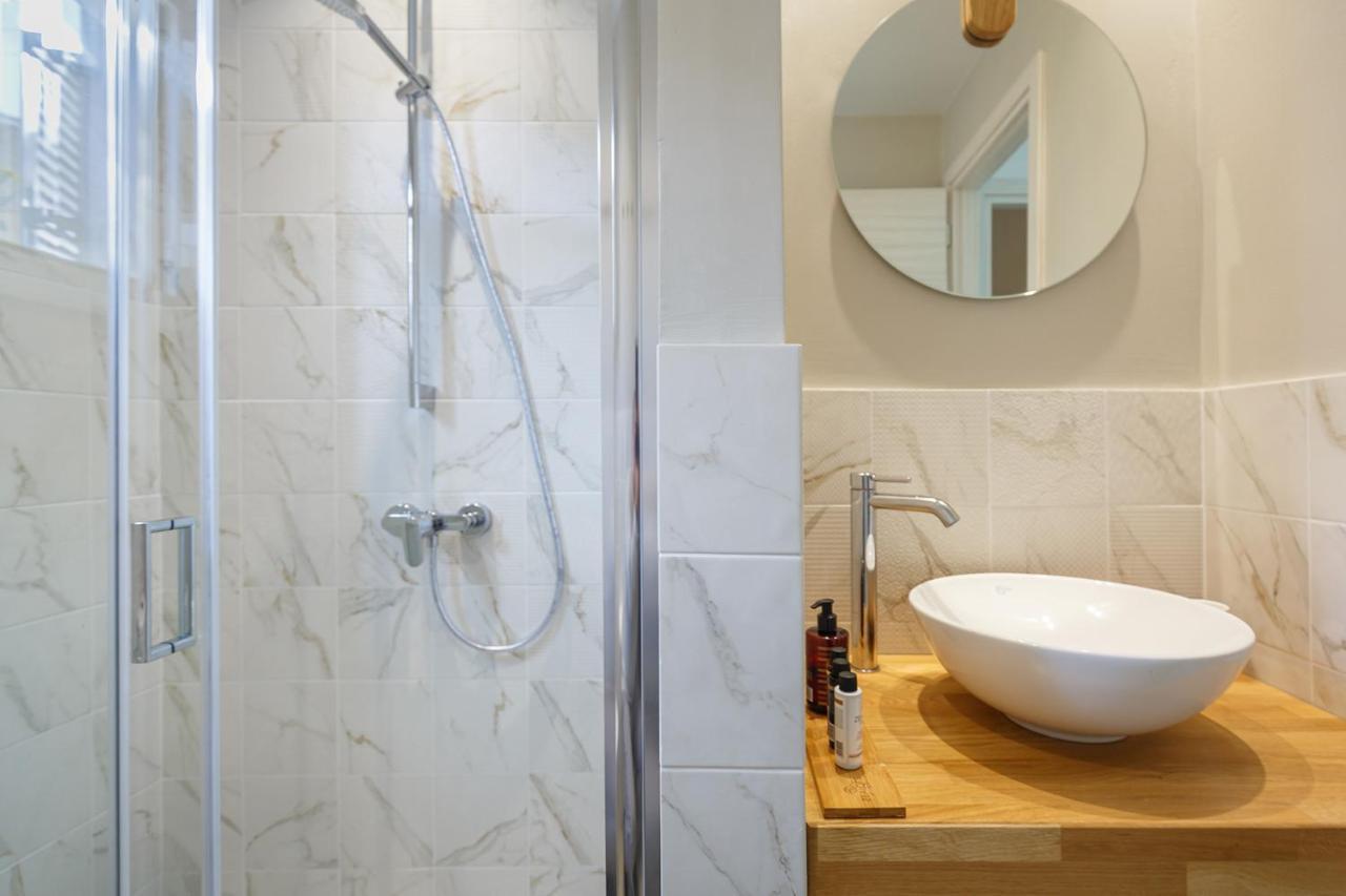 Casa Malu Boutique Apartments - No 1 Гувия Екстериор снимка
