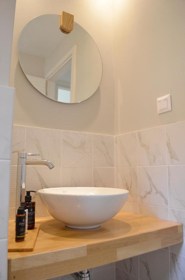 Casa Malu Boutique Apartments - No 1 Гувия Екстериор снимка
